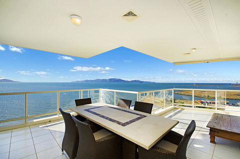 Mariners North Holiday Apartments - Accommodation ACT 3