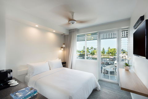 Heart Hotel And Gallery Whitsundays - Accommodation ACT 5