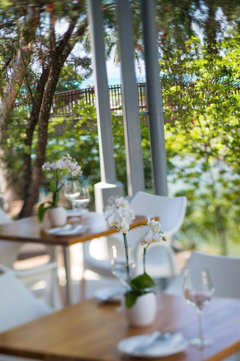 Heart Hotel And Gallery Whitsundays - Accommodation ACT 20