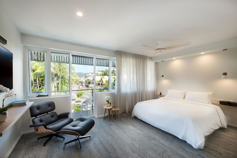 Heart Hotel And Gallery Whitsundays - Accommodation ACT 0