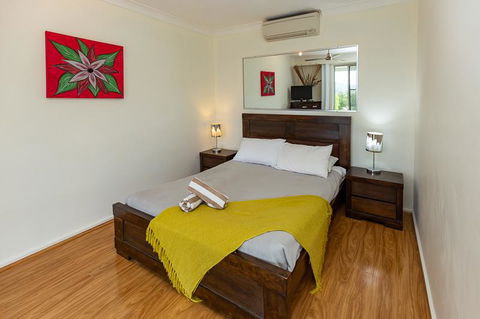 Beach Lodges - Accommodation ACT 30