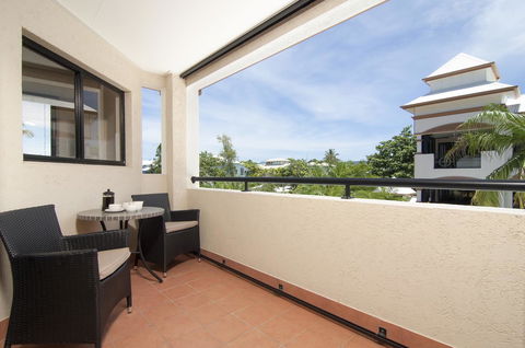 Regal Port Douglas - Accommodation ACT 26