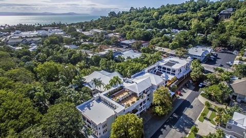 Regal Port Douglas - Accommodation ACT 2