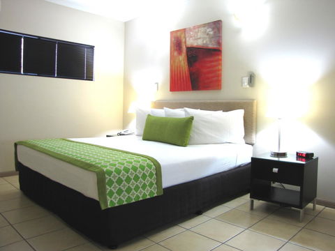 Regal Port Douglas - Accommodation ACT 21