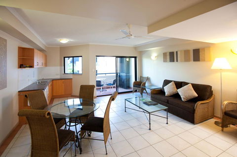 Regal Port Douglas - Accommodation ACT 28