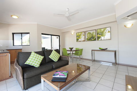Regal Port Douglas - Accommodation ACT 4
