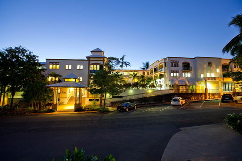 Regal Port Douglas - Accommodation ACT 1