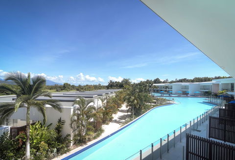 Pool Resort Port Douglas - Accommodation ACT 11