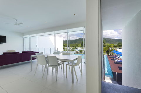 Pool Resort Port Douglas - Accommodation ACT 19