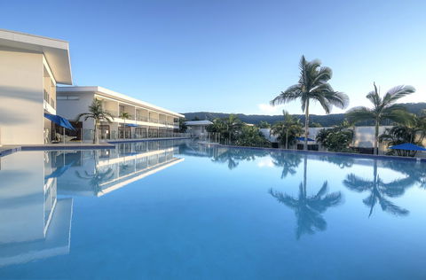 Pool Resort Port Douglas - Accommodation ACT 1