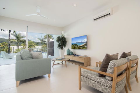 Pool Resort Port Douglas - Accommodation ACT 30