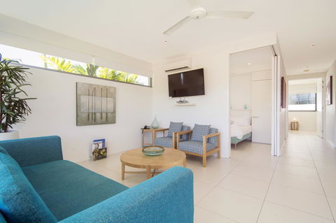 Pool Resort Port Douglas - Accommodation ACT 12