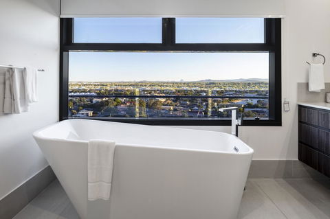 First Light Mooloolaba, Ascend Hotel Collection - Accommodation ACT 4