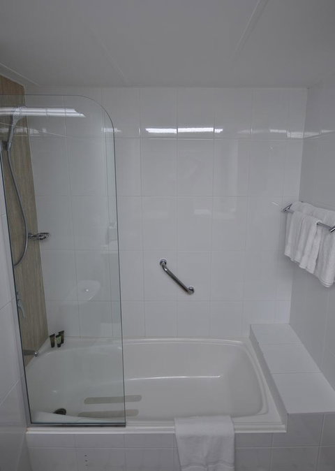 Pacific Hotel Cairns - Accommodation ACT 40