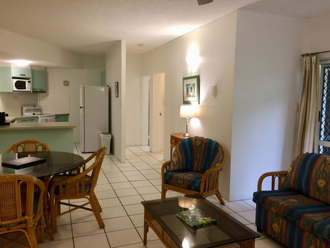 The Port Douglas Queenslander - Accommodation ACT 7