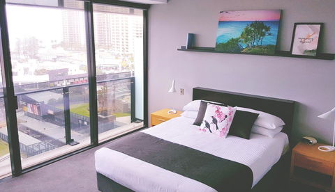 Circle Luxury Holidays - Accommodation ACT 23