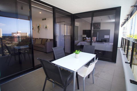 Circle Luxury Holidays - Accommodation ACT 3