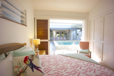 [ ANDY'S BEACH HOUSE ] - Accommodation ACT 19