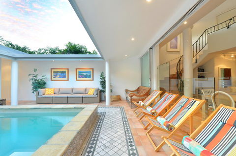 [ ANDY'S BEACH HOUSE ] - Accommodation ACT 18