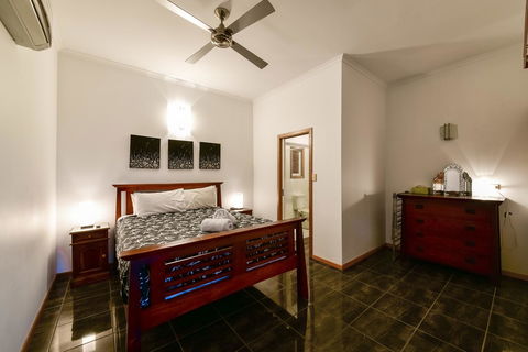 Bella Vista On Nara Pets Welcome - Accommodation ACT 21