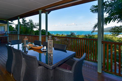 Bella Vista On Nara Pets Welcome - Accommodation ACT 4