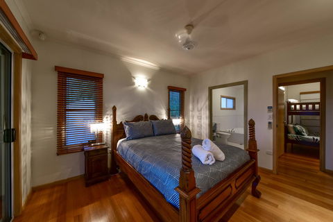 Bella Vista On Nara Pets Welcome - Accommodation ACT 13