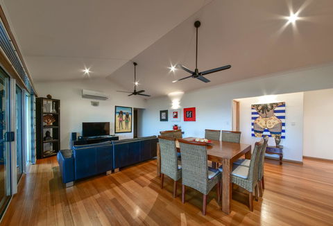 Bella Vista On Nara Pets Welcome - Accommodation ACT 9