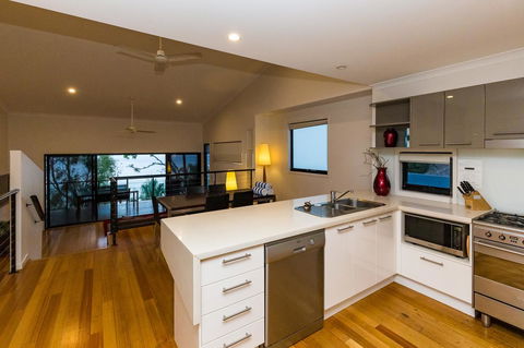 Shorelines - Accommodation ACT 23