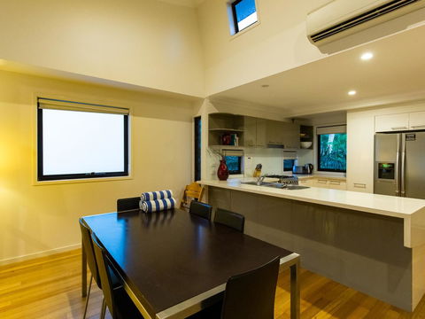 Shorelines - Accommodation ACT 22
