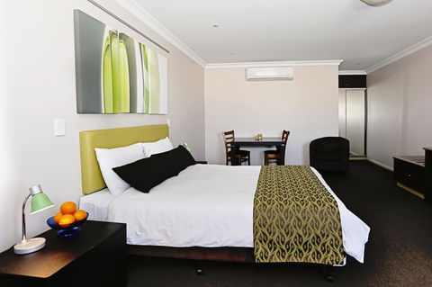 Drovers Motor Inn - Accommodation ACT 9