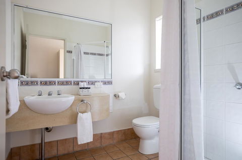 Emerald Maraboon Motor Inn - Accommodation ACT 39