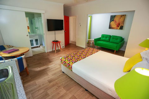 Port Douglas Motel - Accommodation ACT 14