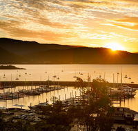 Sunlit Waters Studio Apartments - Accommodation ACT