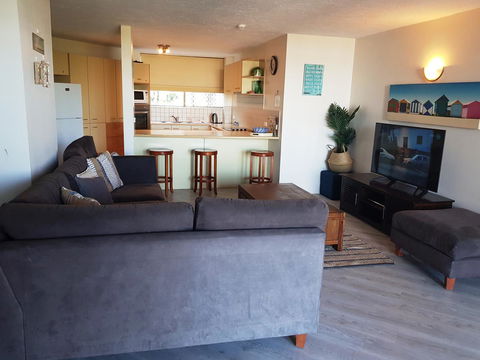 Casablanca Beachfront Apartments - Accommodation ACT 6