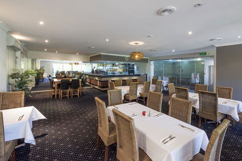 Comfort Inn Grammar View - Accommodation ACT 6