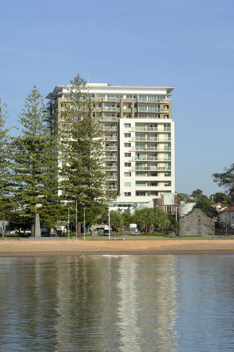 Proximity Waterfront Apartments - Accommodation ACT 24