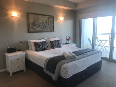 Proximity Waterfront Apartments - Accommodation ACT 9