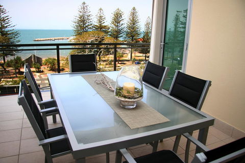 Proximity Waterfront Apartments - Accommodation ACT 35