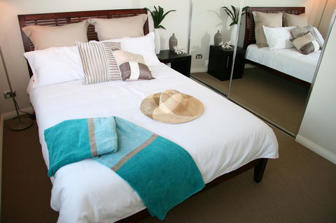 Proximity Waterfront Apartments - Accommodation ACT 33
