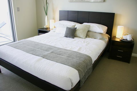 Proximity Waterfront Apartments - Accommodation ACT 36