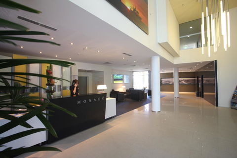 Monaco Caloundra - Accommodation ACT 4
