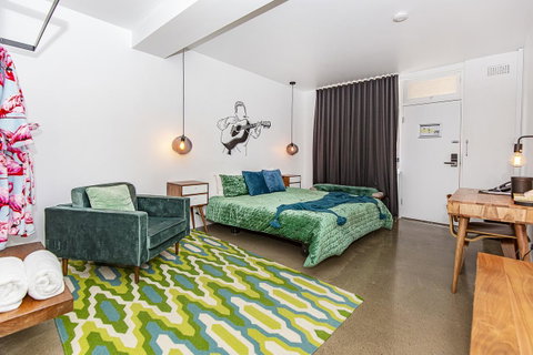 The Pink Hotel Coolangatta - Accommodation ACT 28