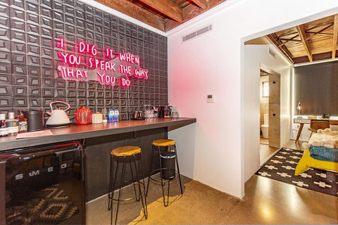 The Pink Hotel Coolangatta - Accommodation ACT 20