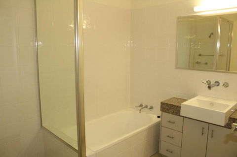Beachside Apartment 17 - Accommodation ACT 5