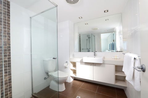 Peninsular Beachfront Resort - Accommodation ACT 6