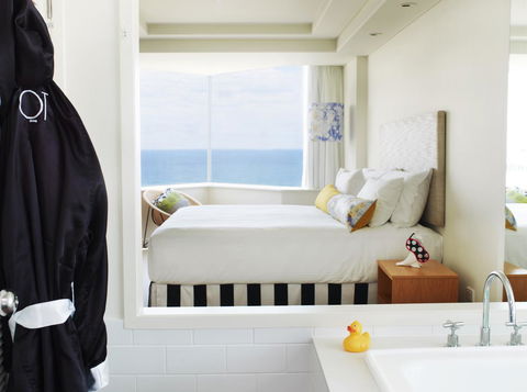 QT Gold Coast - Accommodation ACT 10