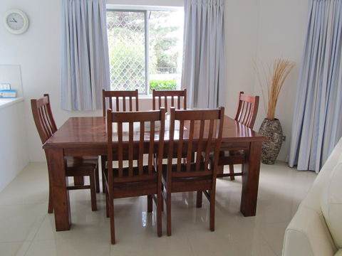 Le Beach Apartments - Accommodation ACT 19