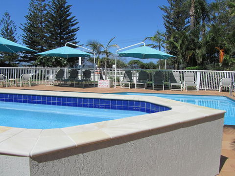 Le Beach Apartments - Accommodation ACT 17