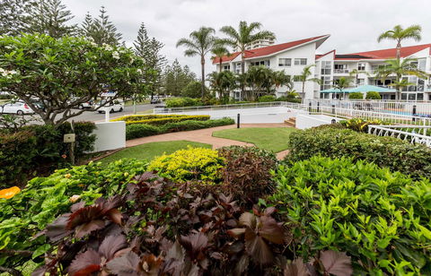 Le Beach Apartments - Accommodation ACT 12