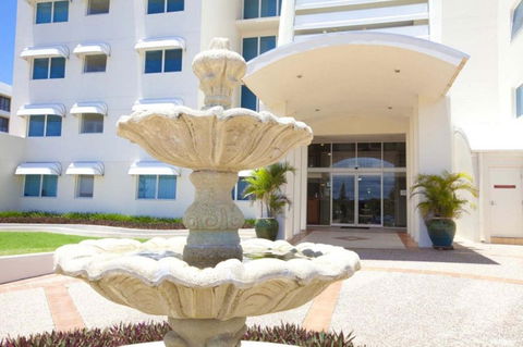 Regency On The Beach - Accommodation ACT 15